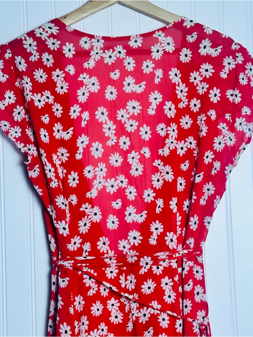 Reformation Red Oopsie Daisy Floral Carina Georgette Wrap Midi Dress Size L - Picture 13 of 13